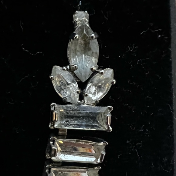 Kleinfeld Swarovski Crystal Backdrop Necklace - Picture 2 of 4